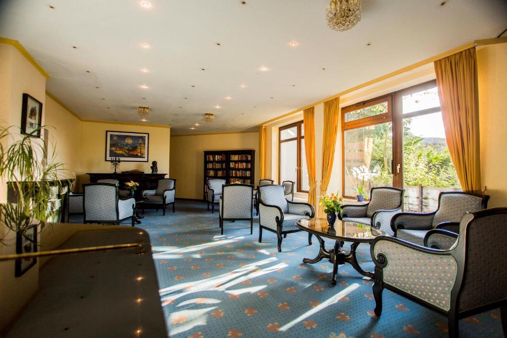 Parkhotel Maasberg Бад-Зобернгайм Екстер'єр фото