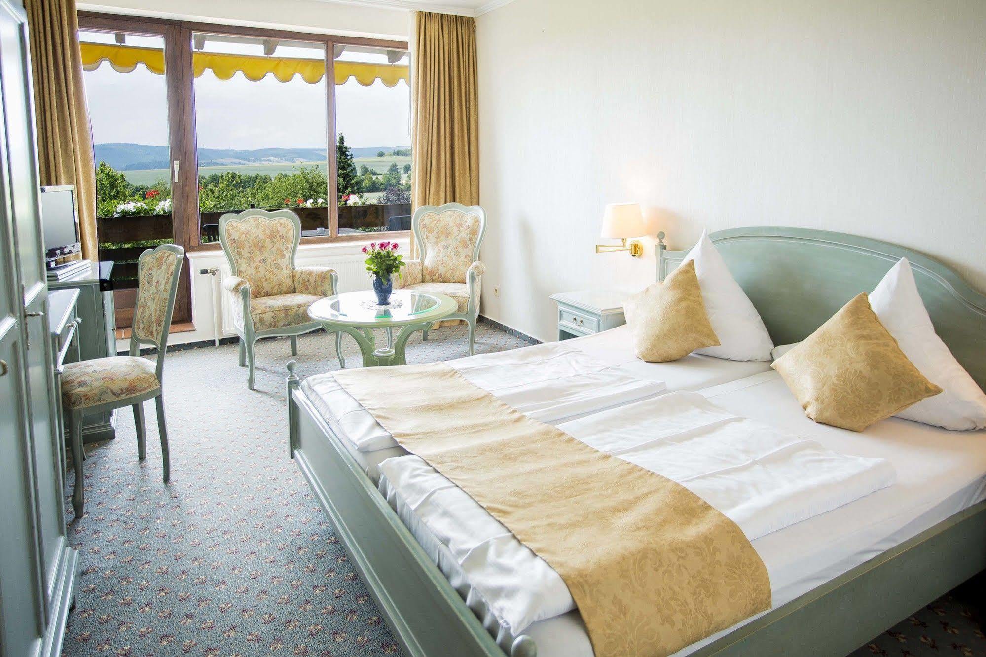 Parkhotel Maasberg Бад-Зобернгайм Екстер'єр фото